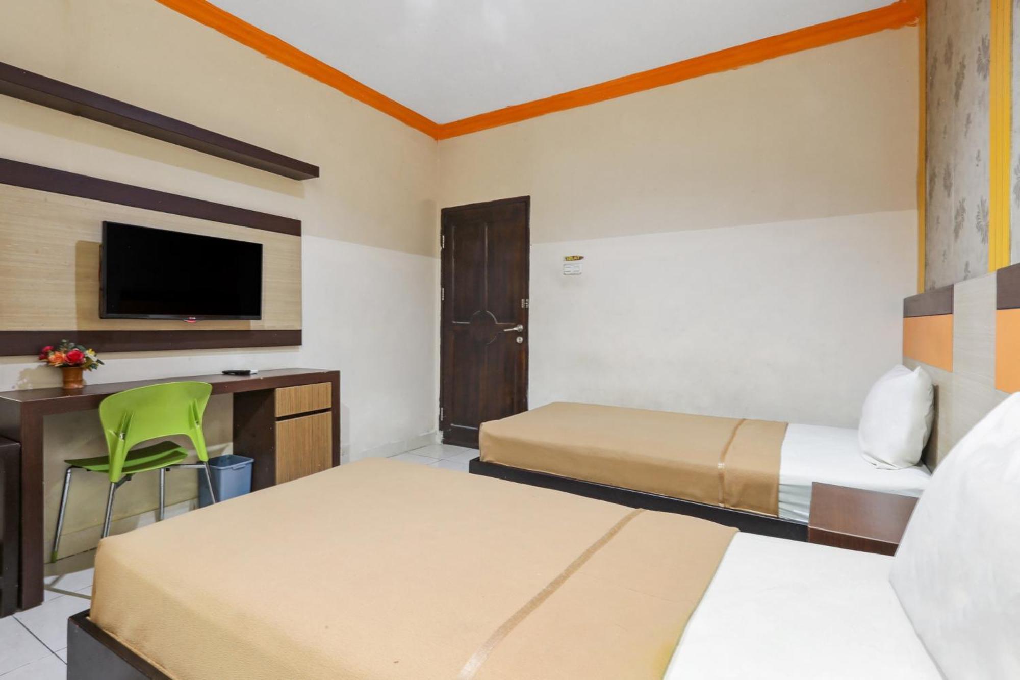 Collection O 93163 Hotel Grand Kartika Parepare المظهر الخارجي الصورة