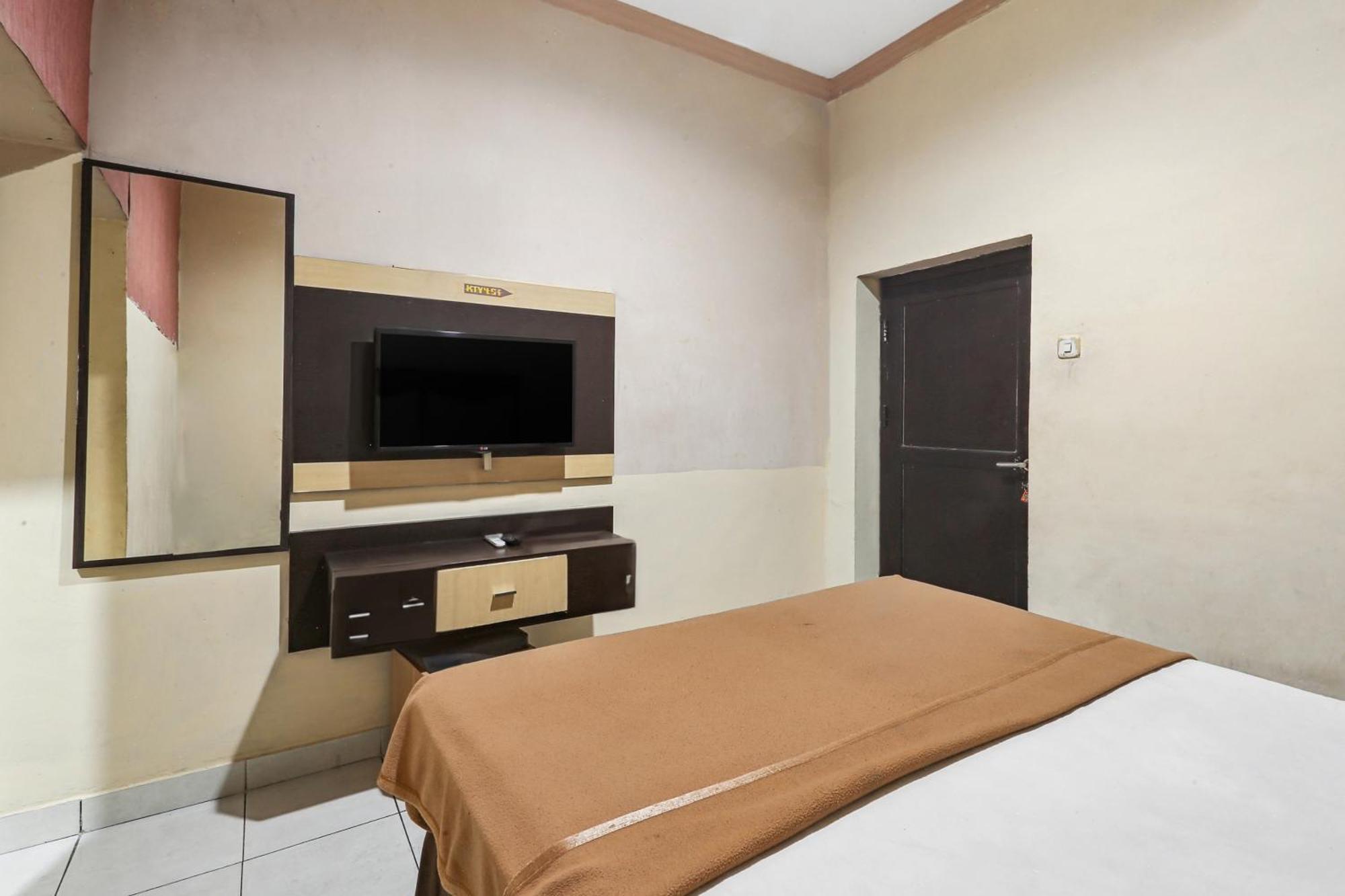 Collection O 93163 Hotel Grand Kartika Parepare المظهر الخارجي الصورة