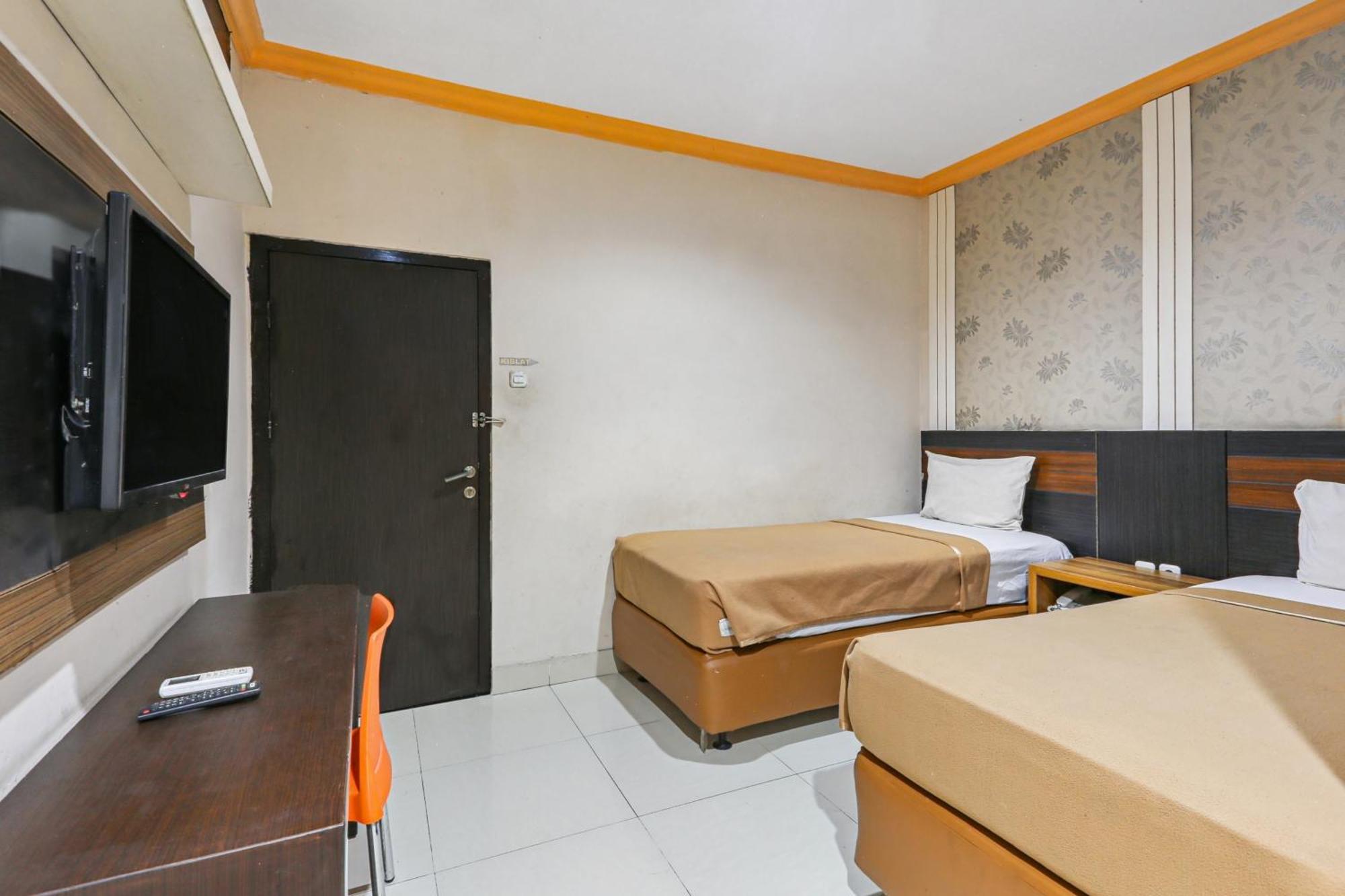 Collection O 93163 Hotel Grand Kartika Parepare المظهر الخارجي الصورة