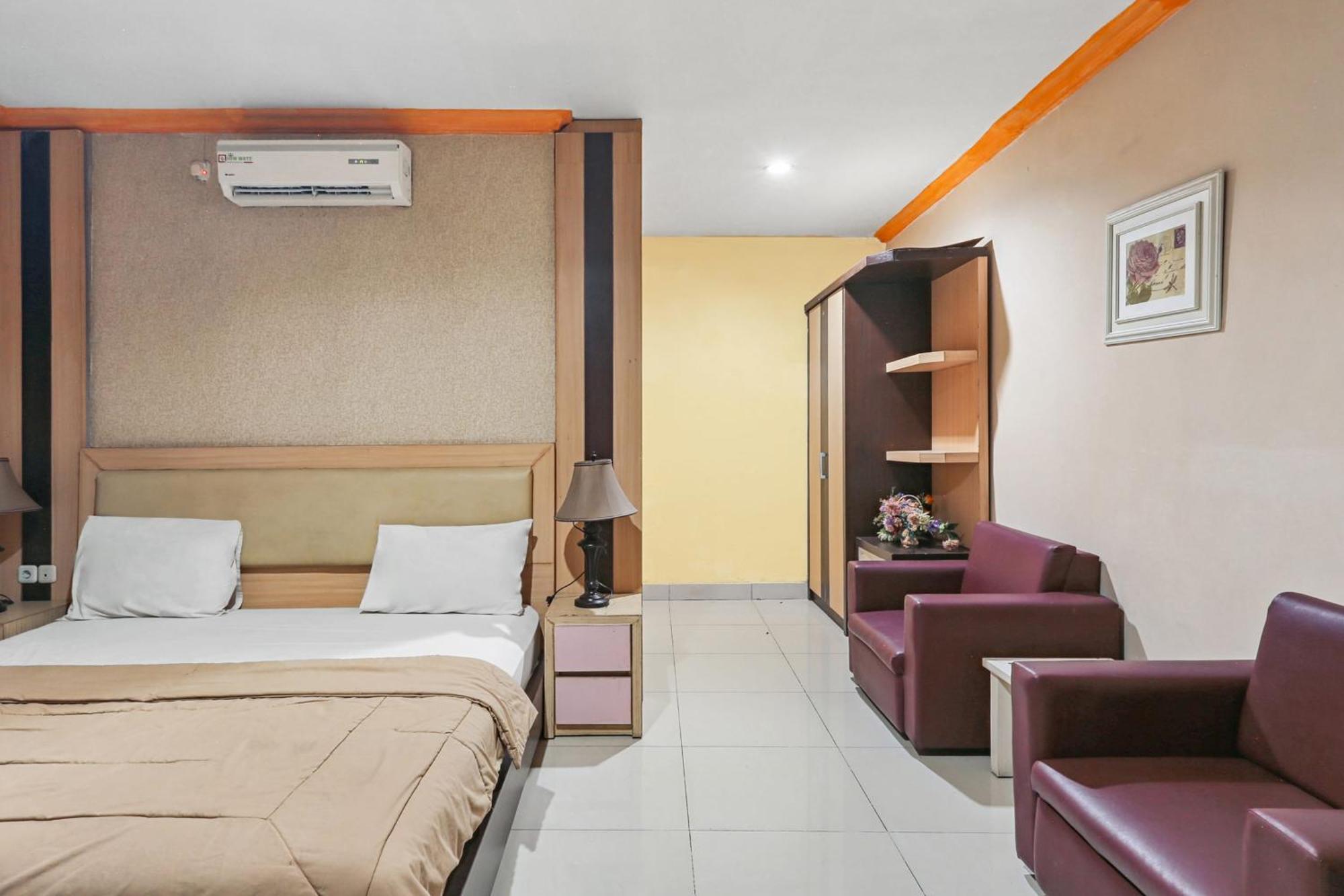 Collection O 93163 Hotel Grand Kartika Parepare المظهر الخارجي الصورة