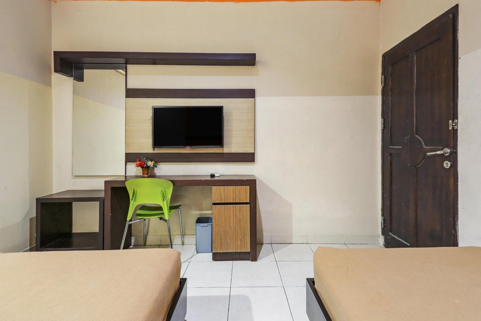 Collection O 93163 Hotel Grand Kartika Parepare المظهر الخارجي الصورة